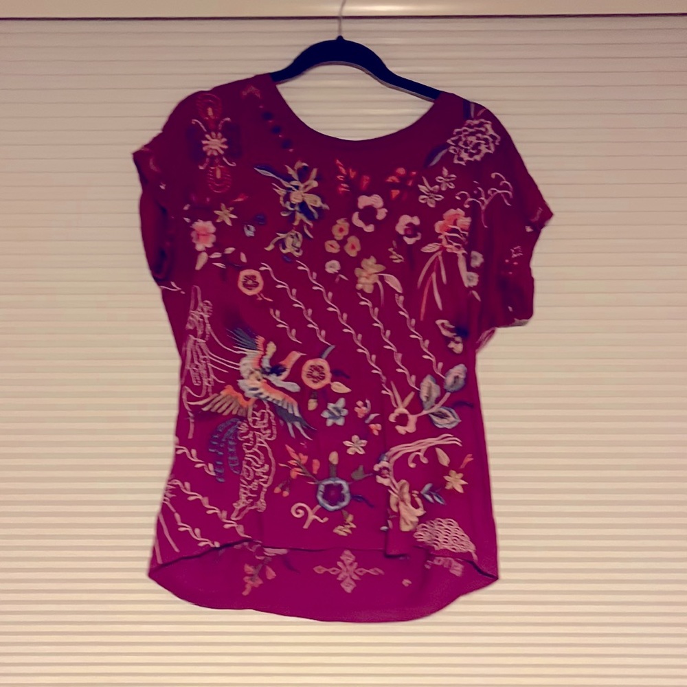 Johnny Was embroidered tee shirt